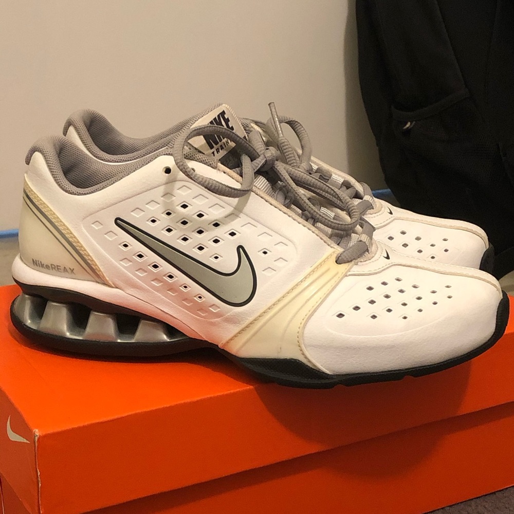 Nike Reax Kicks
